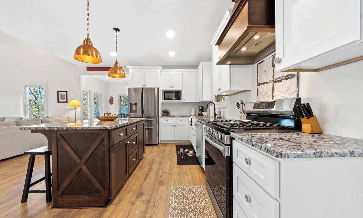 Photo of Kitchen in Eatonton