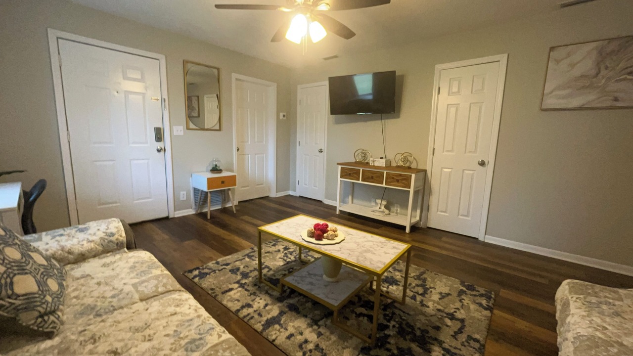 Photo of Livingroom in Remerton