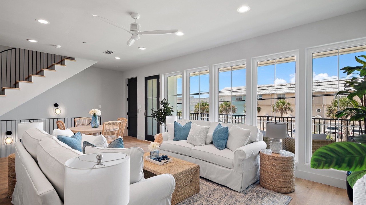 Photo of Patio Balcony in Laguna Beach