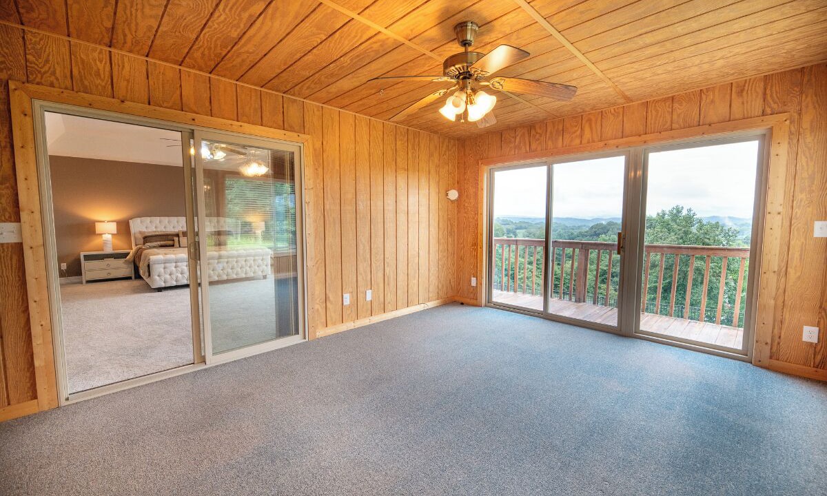 Photo of Bedroom in Kodak