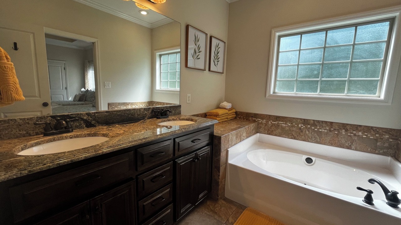 Photo of Bathroom in Hahira