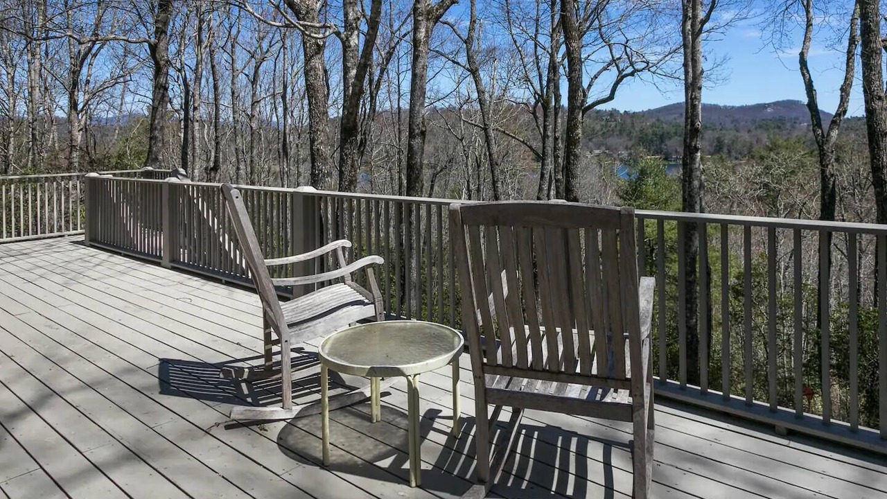 Photo of Patio Balcony in Lake Toxaway