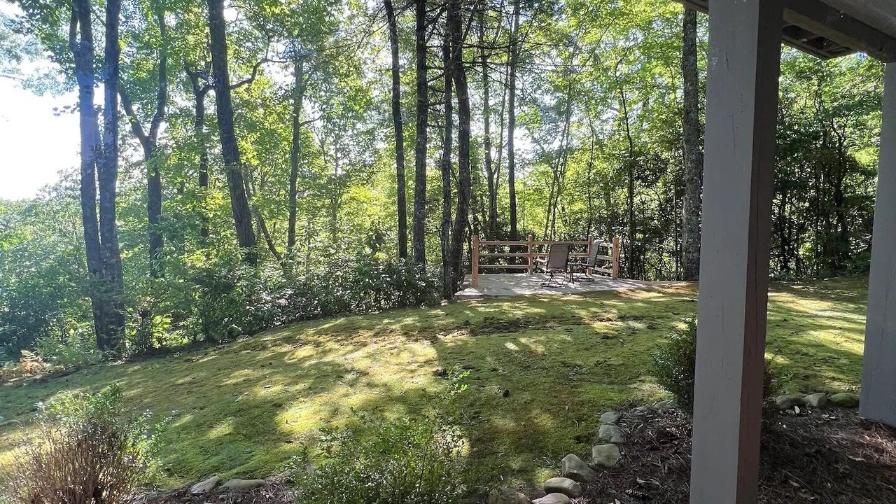 Photo of Outdoor in Lake Toxaway