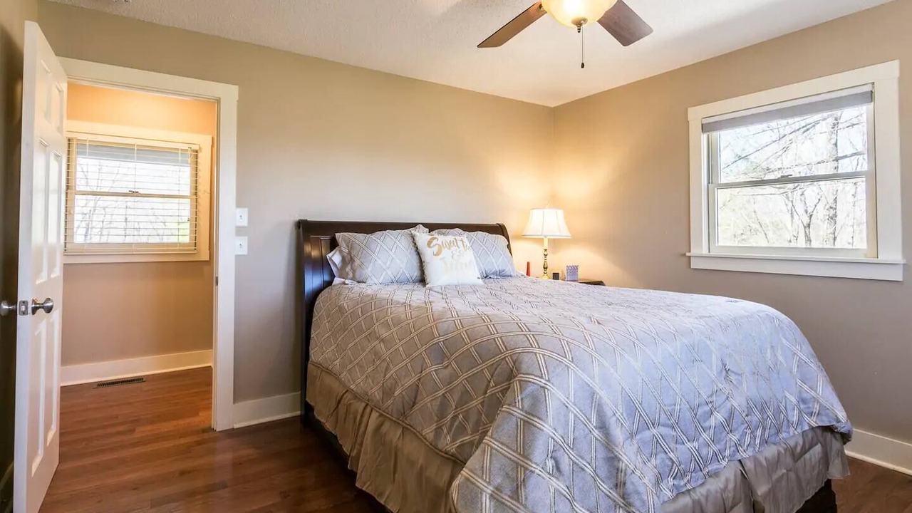 Photo of Bedroom in Lake Toxaway