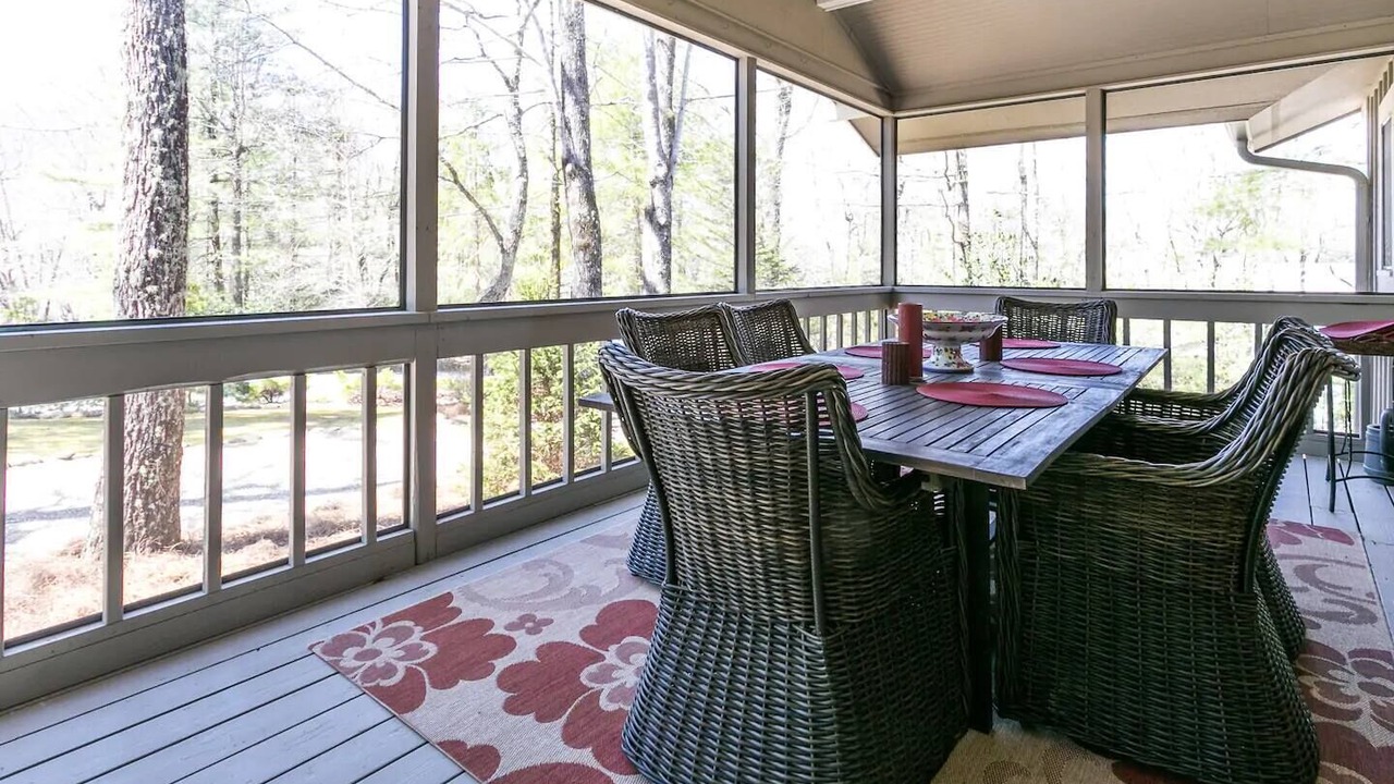 Photo of Outdoor in Lake Toxaway