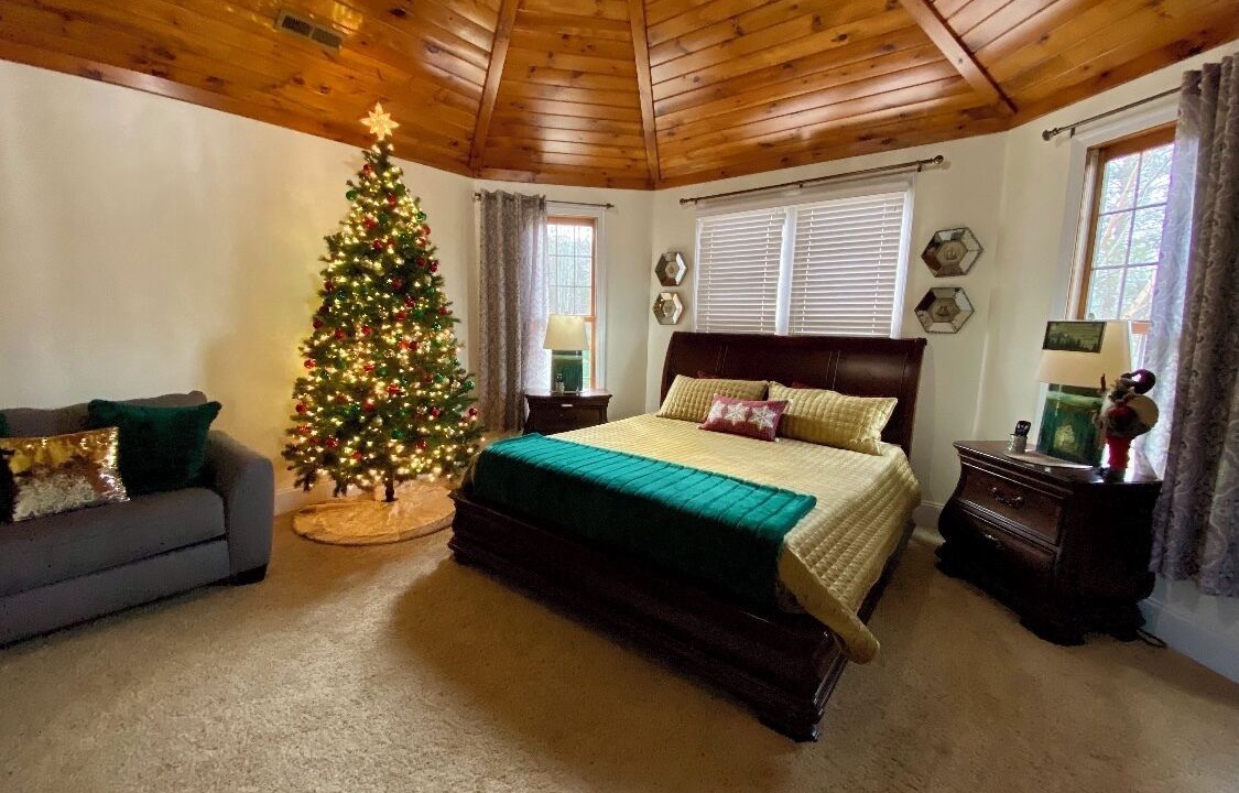 Photo of Bedroom in Sevierville
