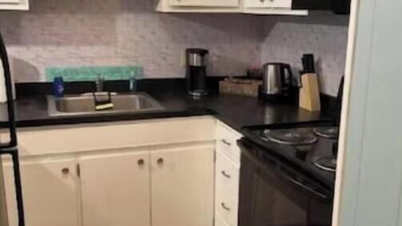 Photo of Kitchen in Caine Woods