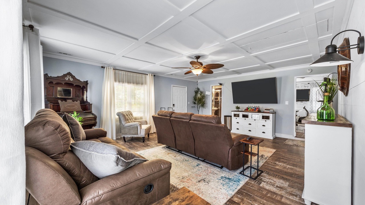Photo of Livingroom in Harvest
