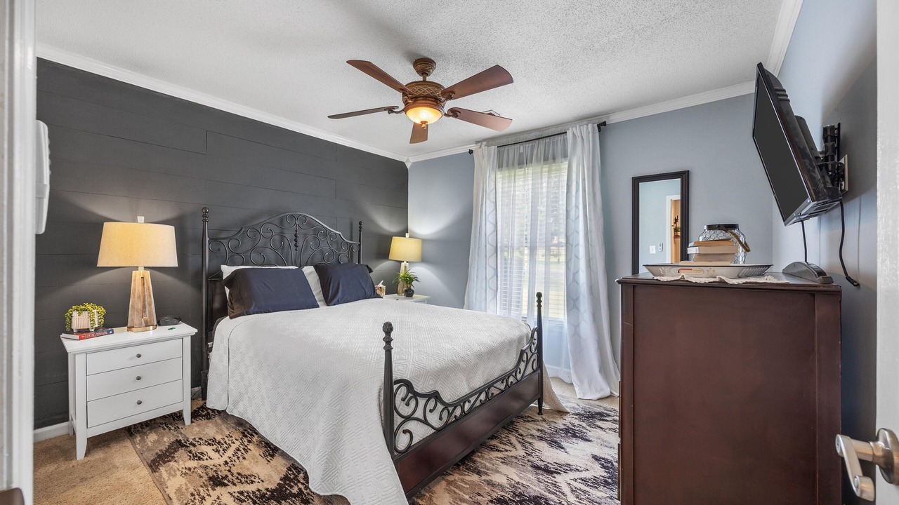 Photo of Bedroom in Harvest