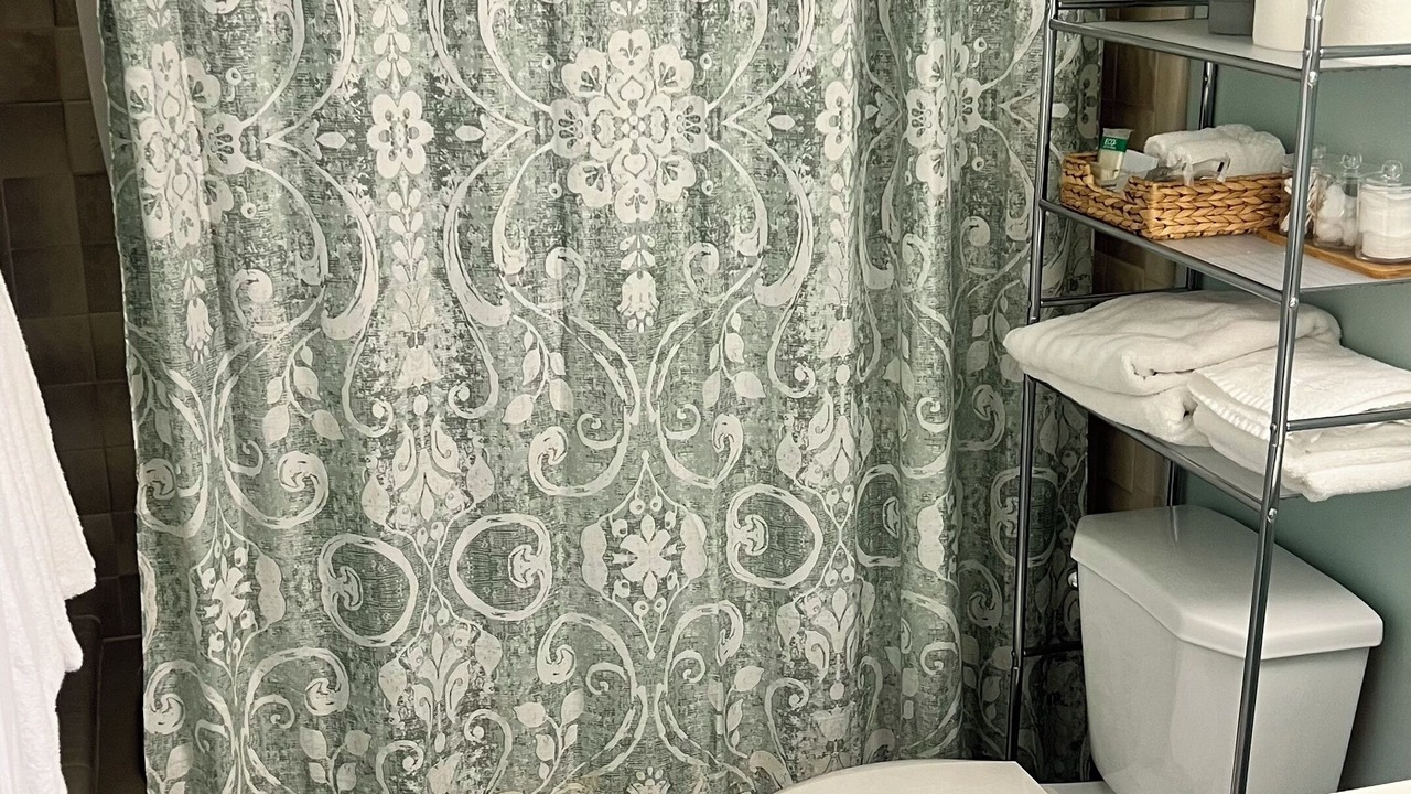 Photo of Bathroom in Arlington