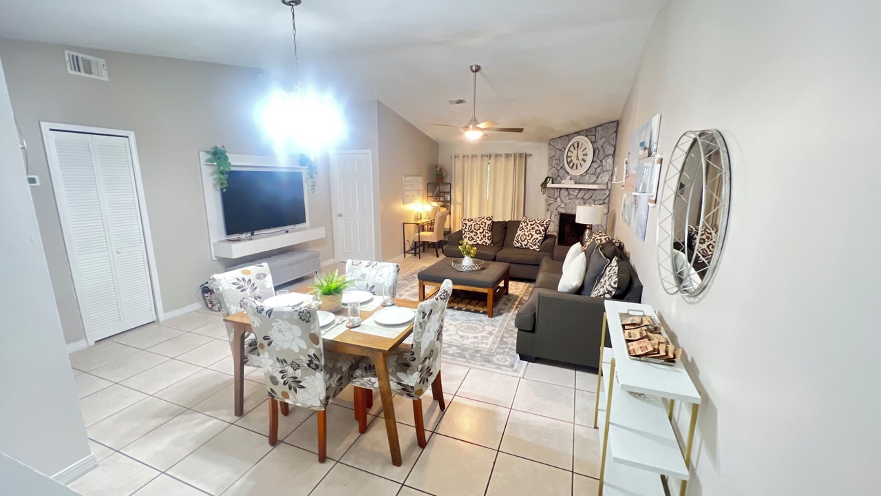 Photo of Livingroom in Arlington