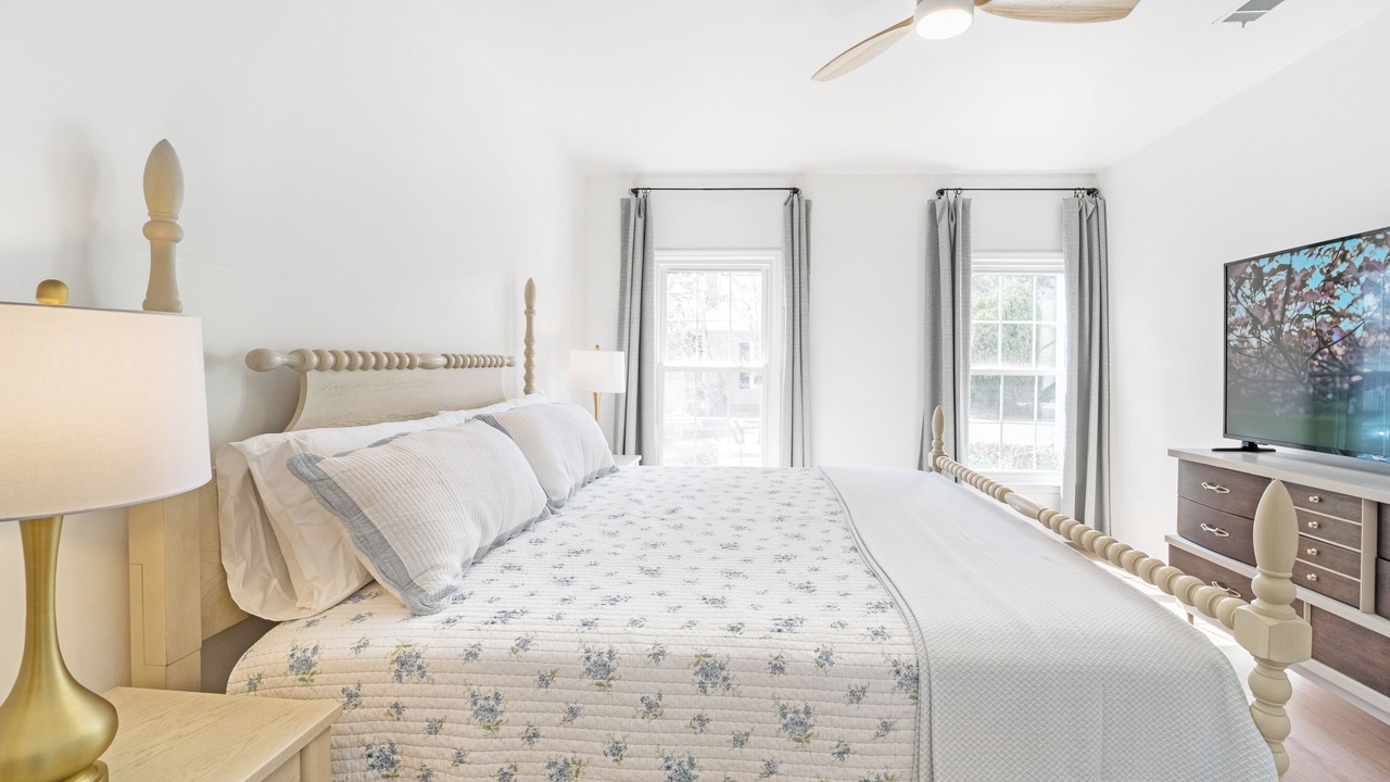 Photo of Bedroom in Summerville