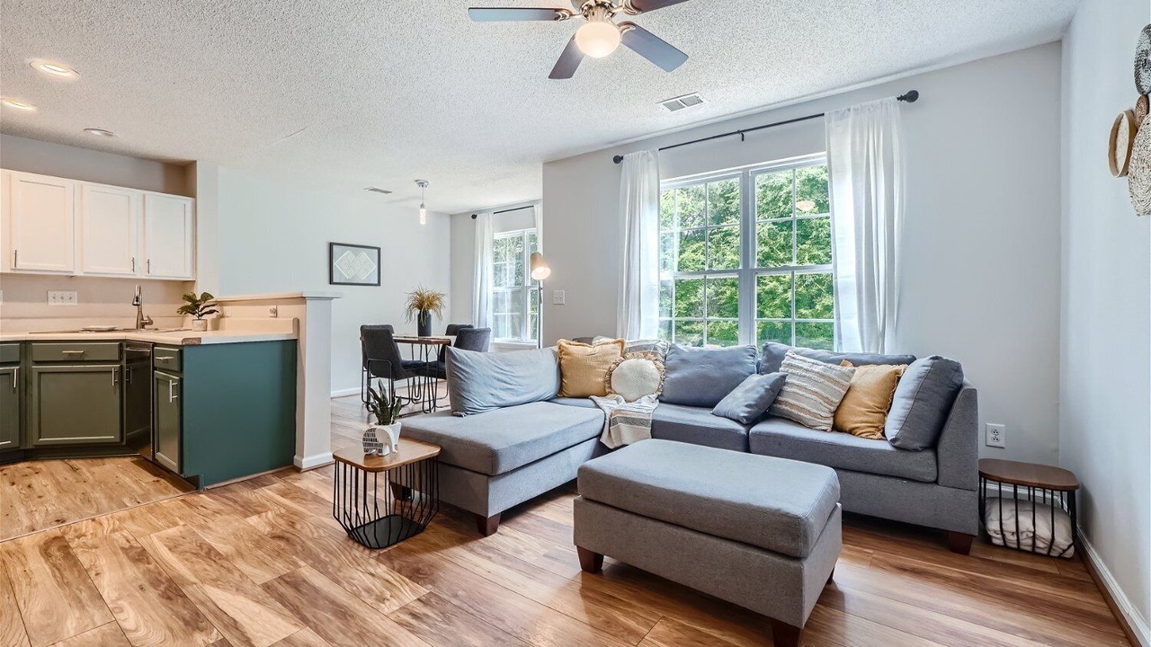Photo of Livingroom in Charlotte