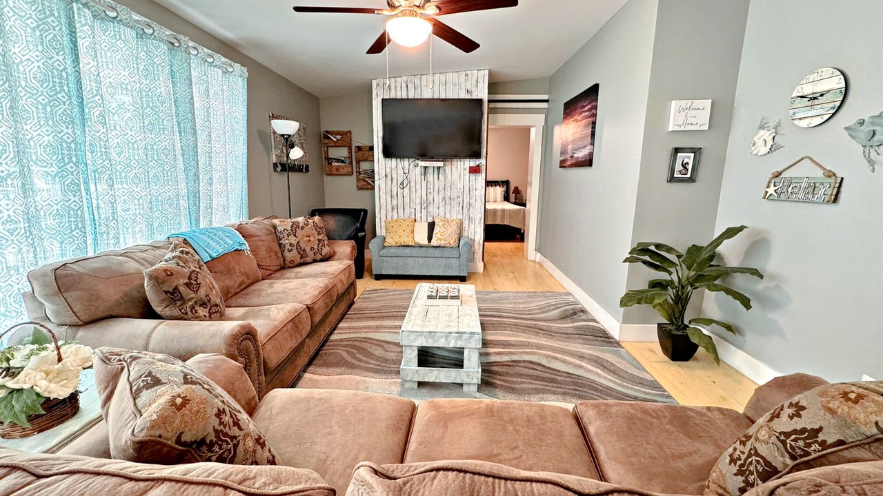 Photo of Livingroom in Oak