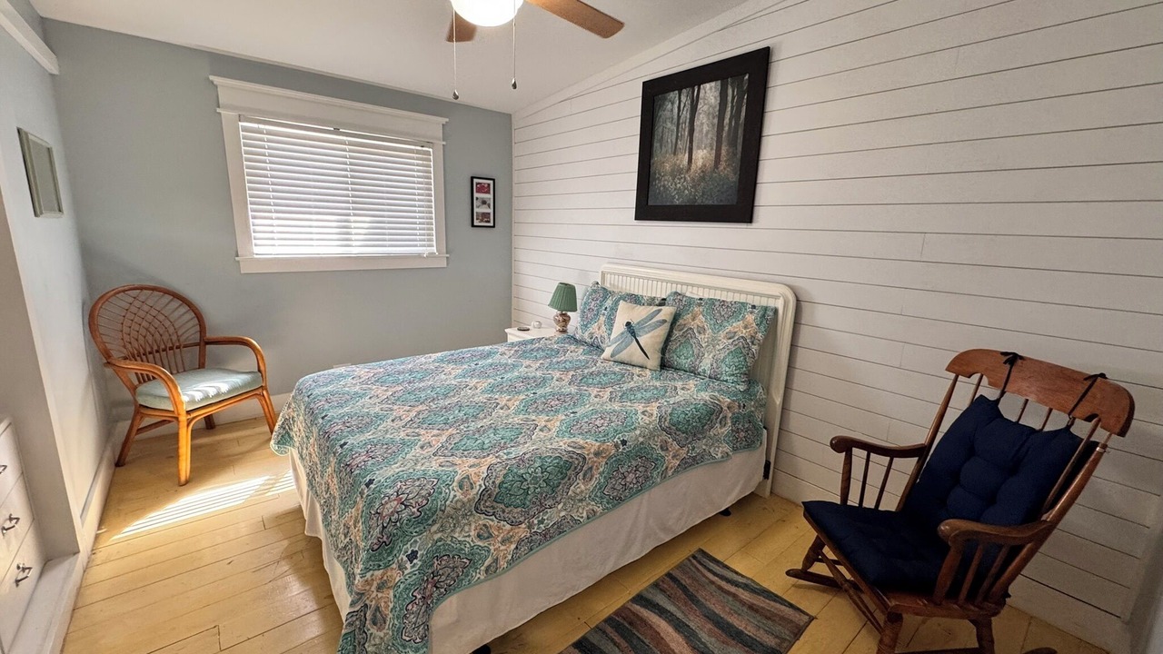 Photo of Bedroom in Oak