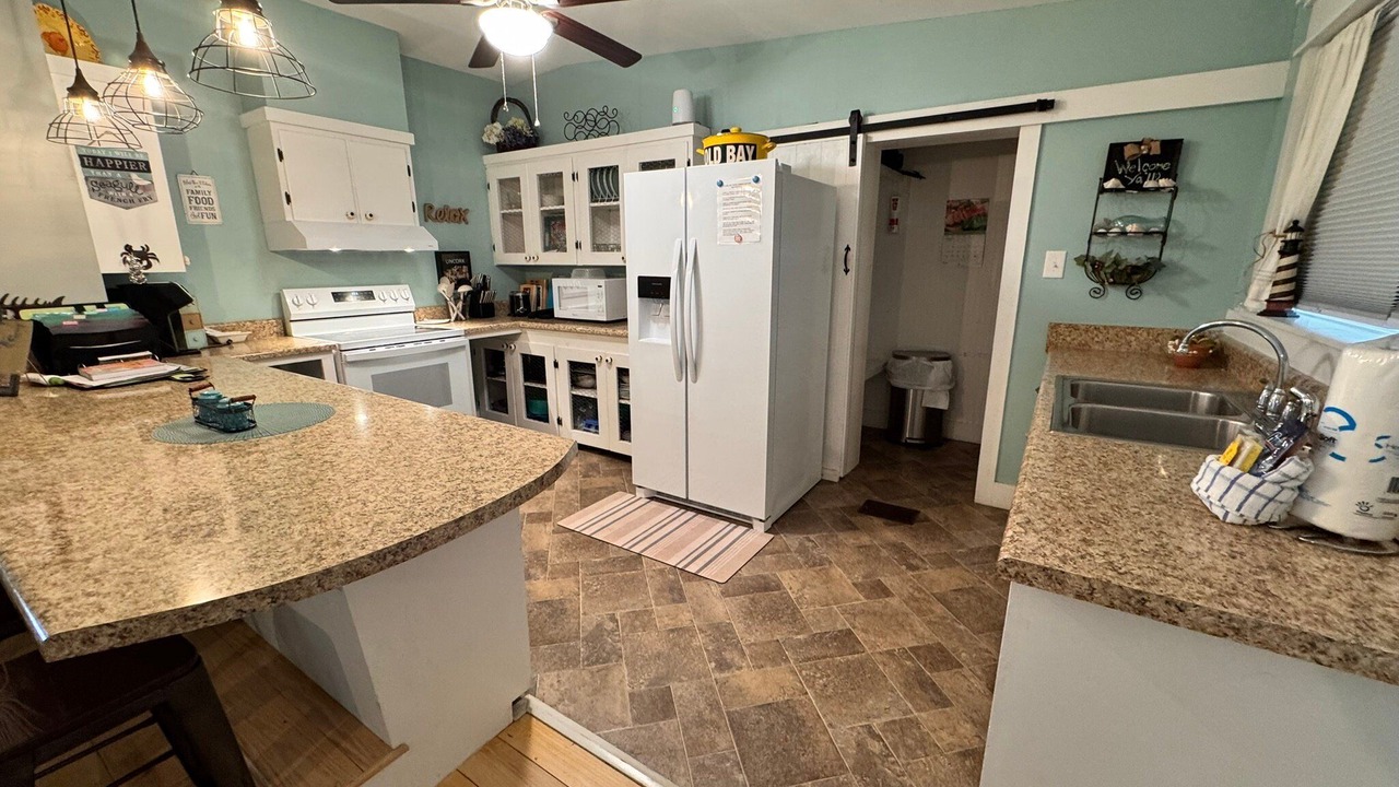Photo of Kitchen in Oak