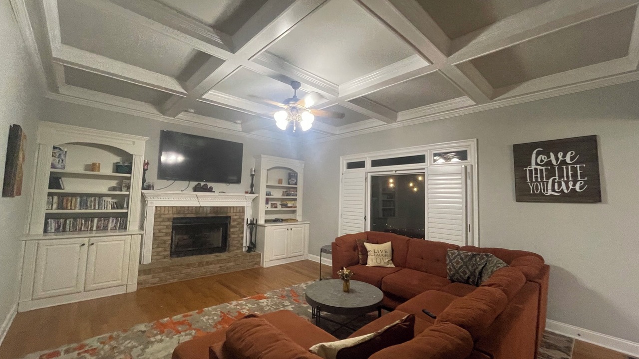 Photo of Livingroom in Canton