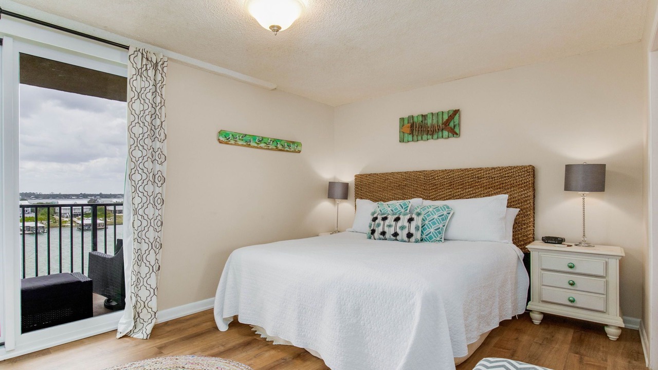 Photo of Bedroom in Orange Beach East