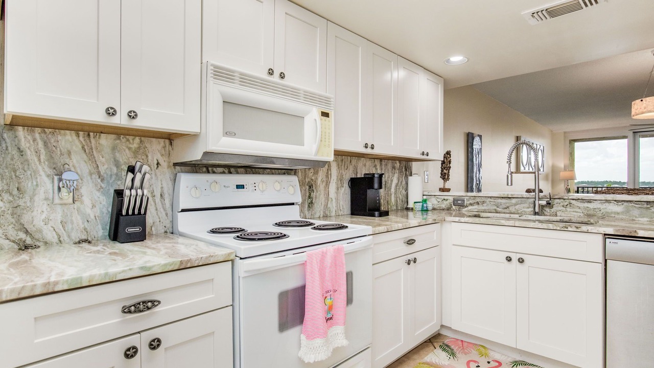 Photo of Kitchen in Orange Beach East