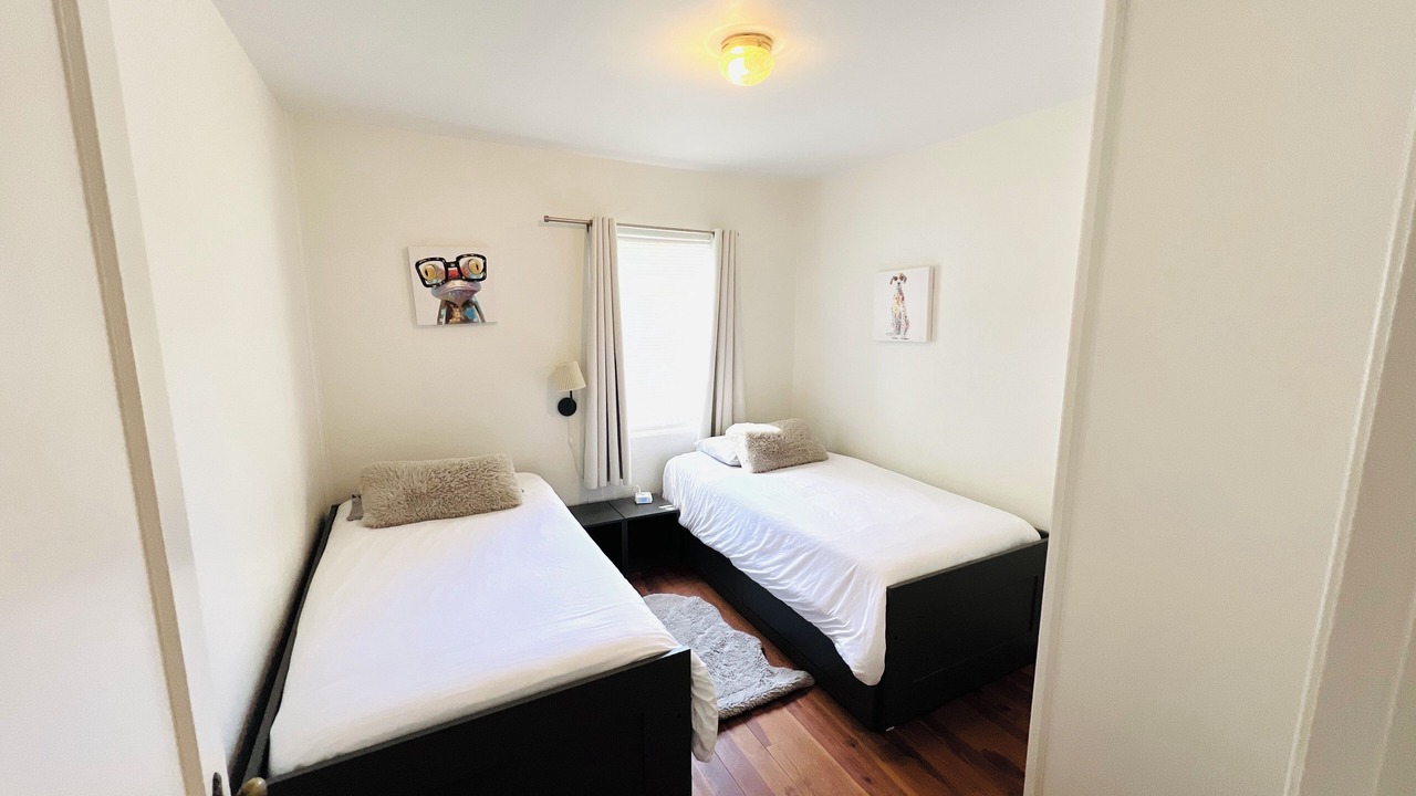 Photo of Bedroom in Longwood