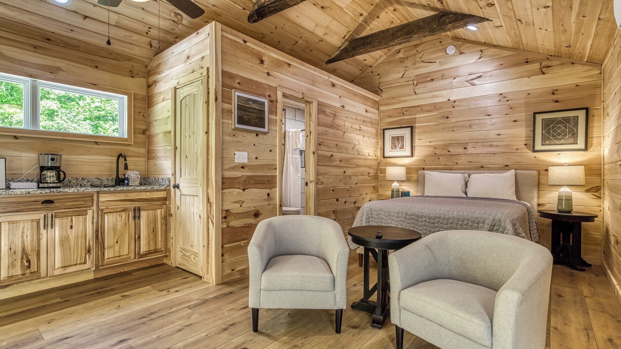 Photo of Bedroom in Cosby