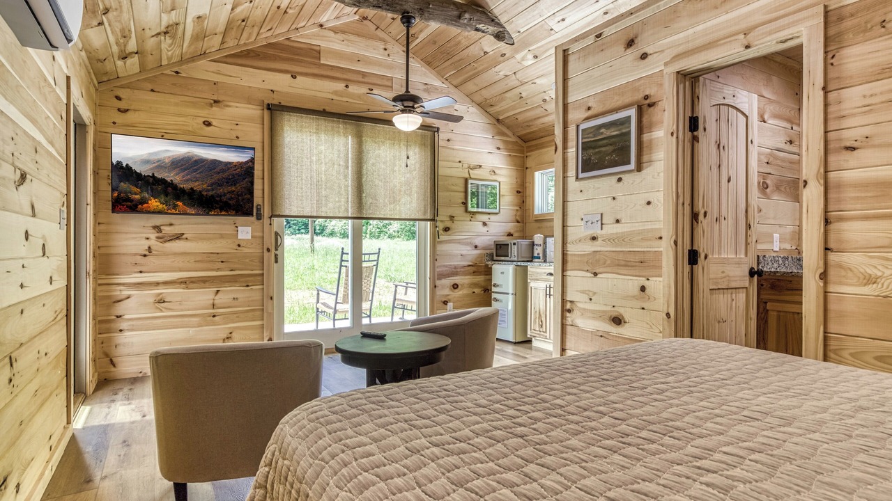 Photo of Bedroom in Cosby