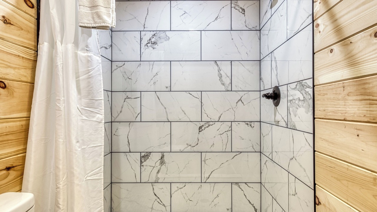Photo of Bathroom in Cosby