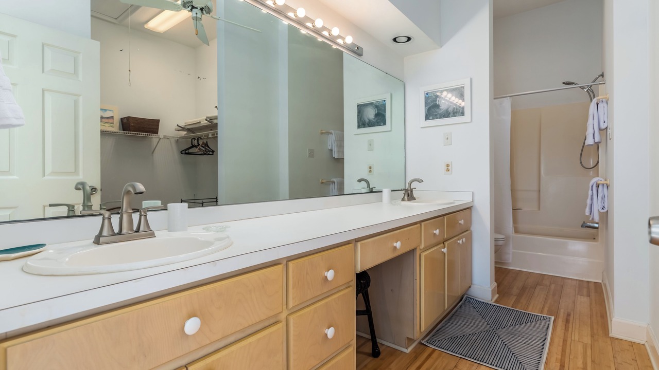 Photo of Bathroom in Sawgrass Pointe