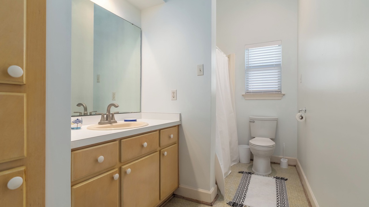 Photo of Bathroom in Sawgrass Pointe