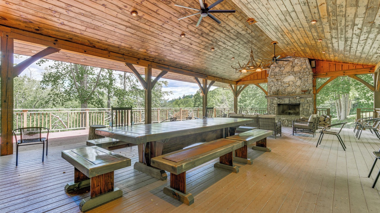 Photo of Outdoor in Waynesville