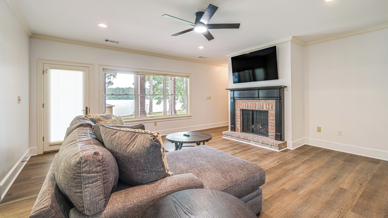 Photo of Livingroom in Milledgeville
