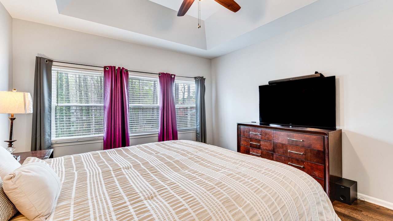Photo of Bedroom in Powder Springs