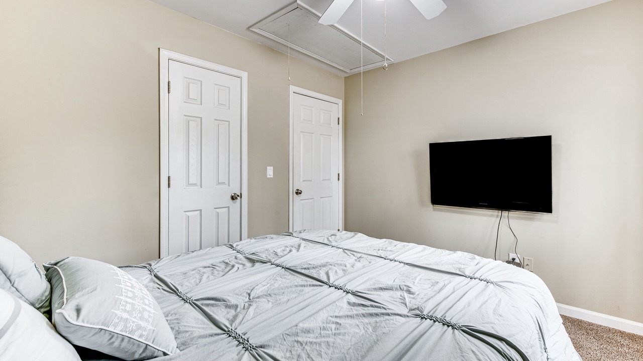 Photo of Bedroom in Powder Springs