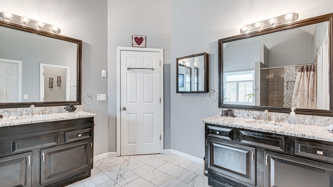 Photo of Bathroom in Powder Springs