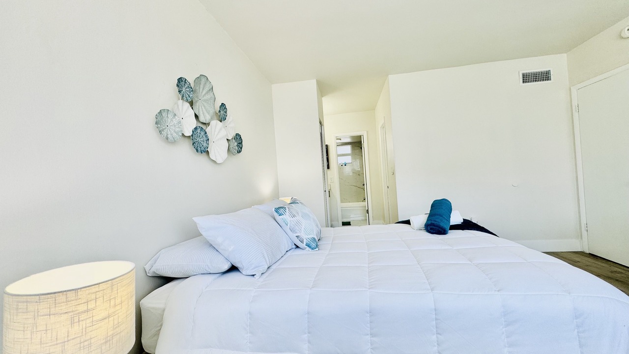 Photo of Bedroom in Eastern Shores