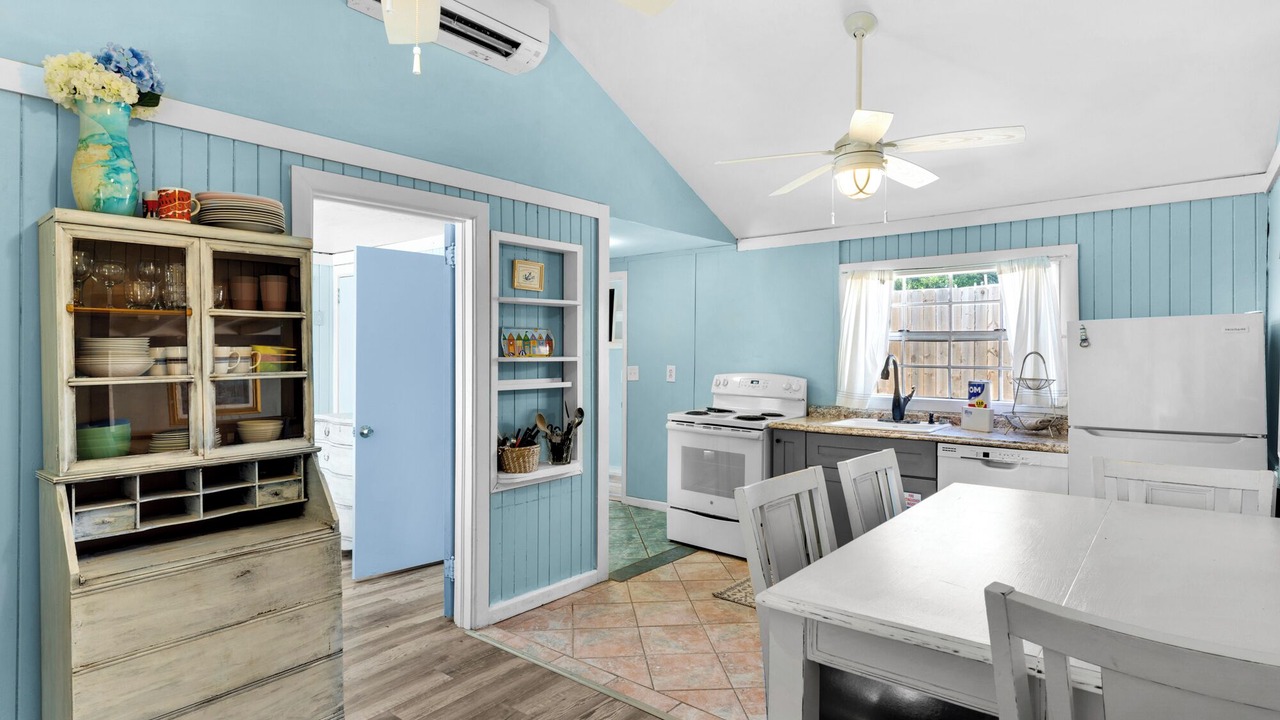 Photo of Kitchen in Laguna Beach