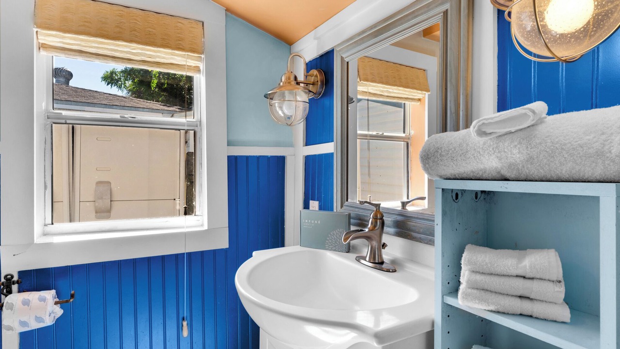Photo of Bathroom in Laguna Beach