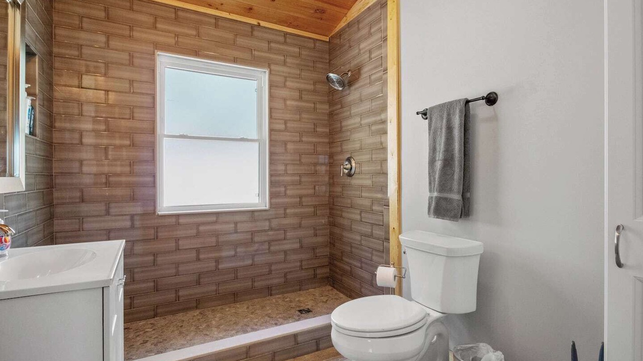 Photo of Bathroom in Waynesville