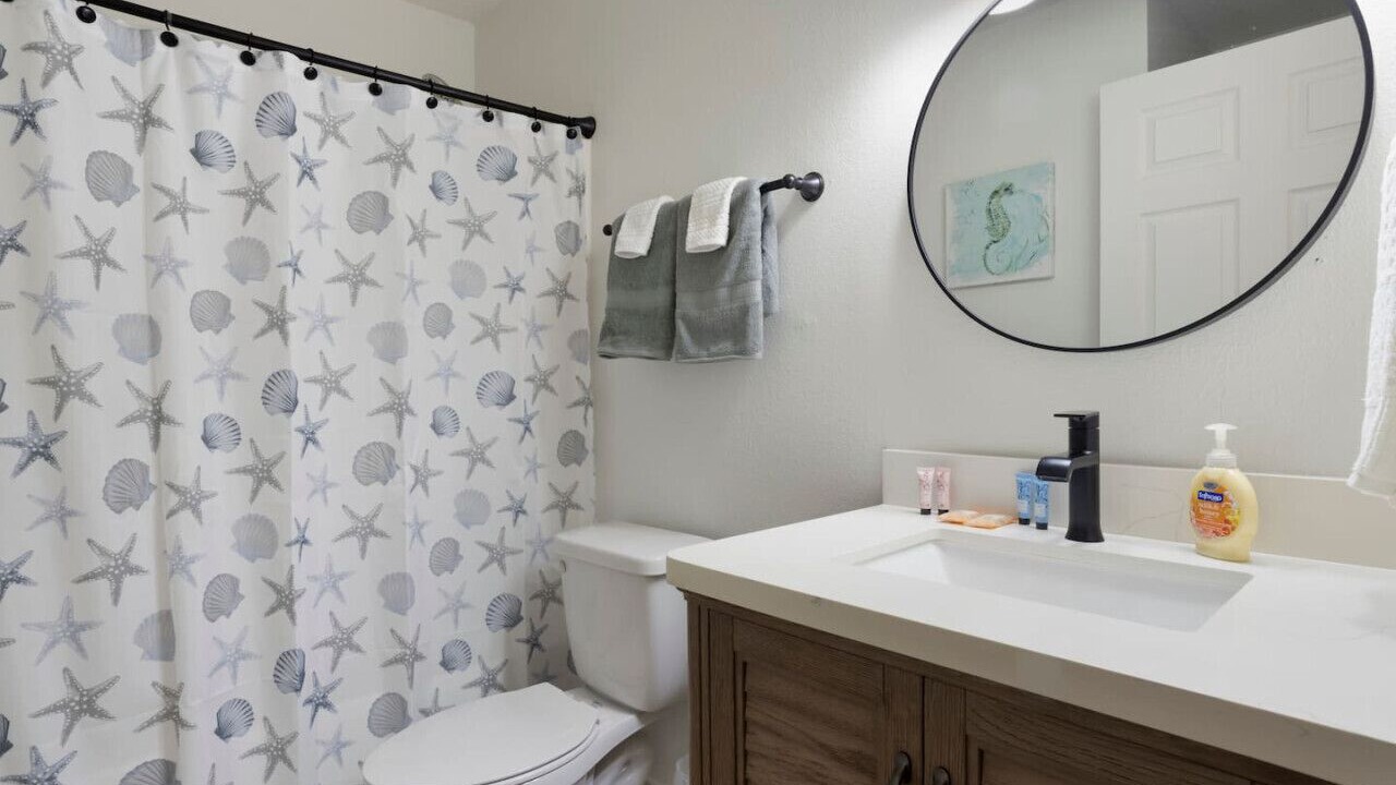 Photo of Bathroom in Mississippi City
