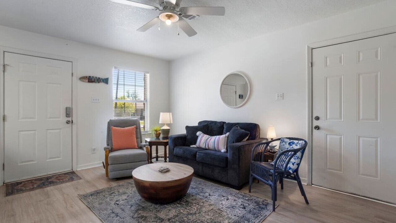Photo of Bedroom in Mississippi City