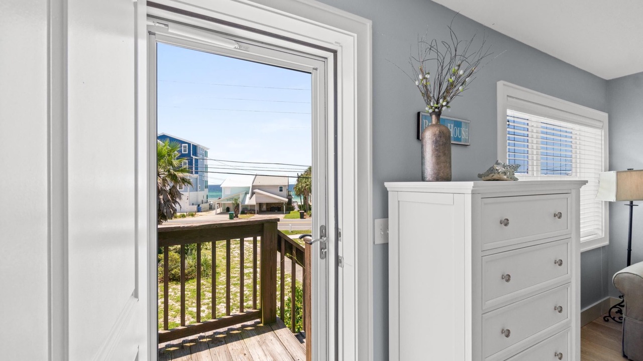 Photo of Patio Balcony in Sunnyside