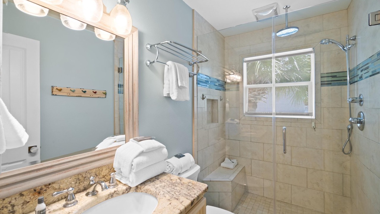 Photo of Bathroom in Sunnyside