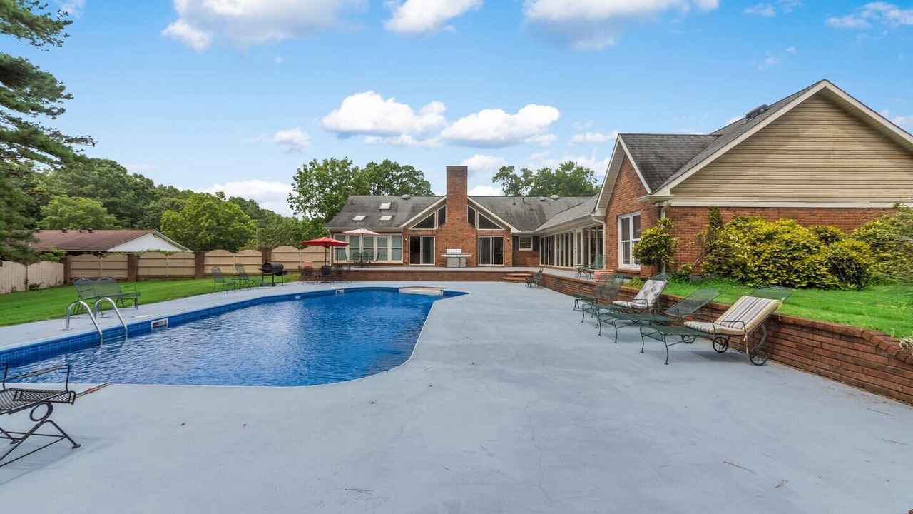 Photo of Outdoor in Fayetteville