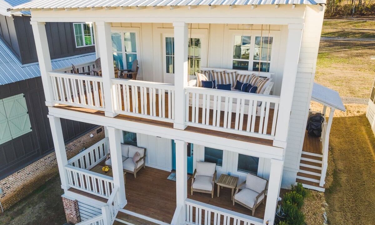 Photo of Patio Balcony in Guntersville