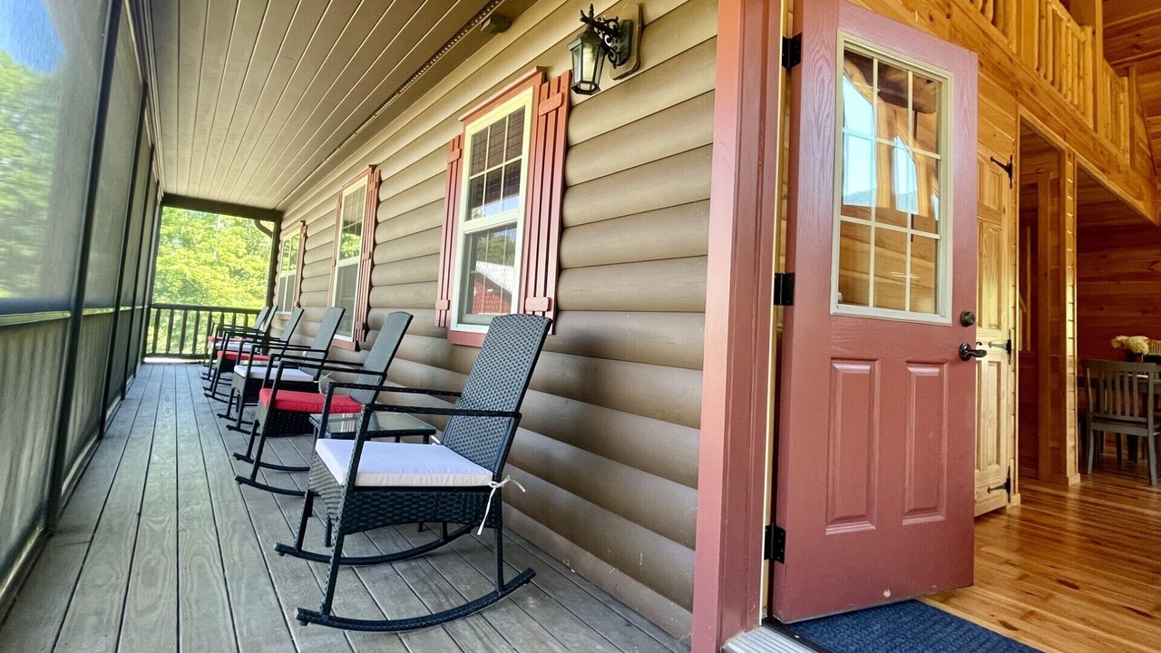 Photo of Patio Balcony in Hot Springs