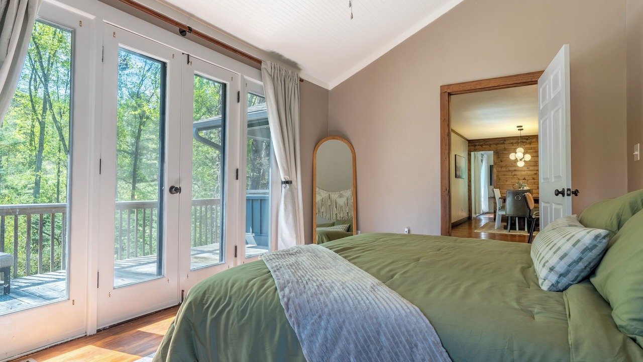 Photo of Bedroom in Alexander
