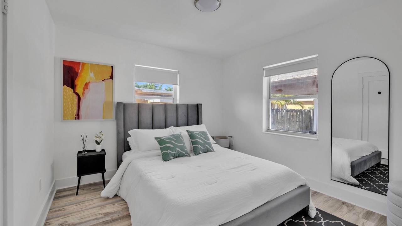 Photo of Bedroom in Miami Shores