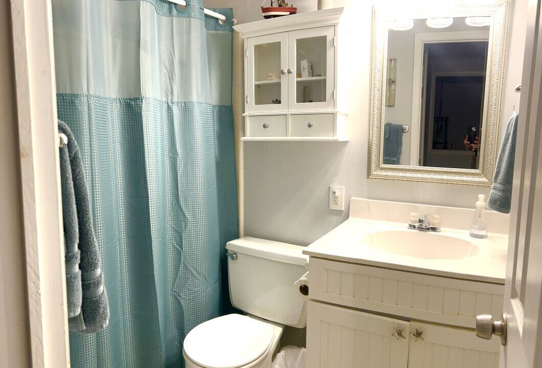 Photo of Bathroom in Demere Park