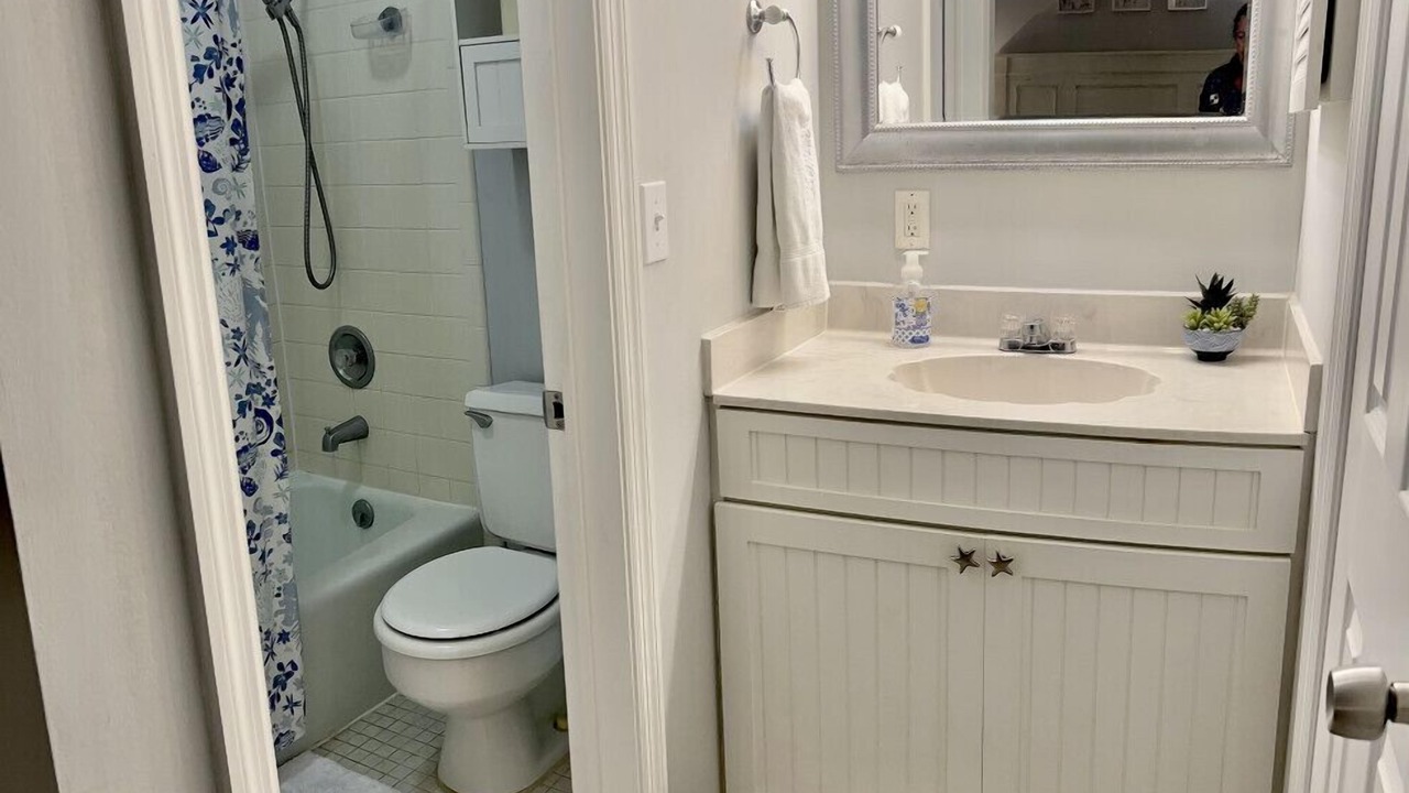 Photo of Bathroom in Demere Park