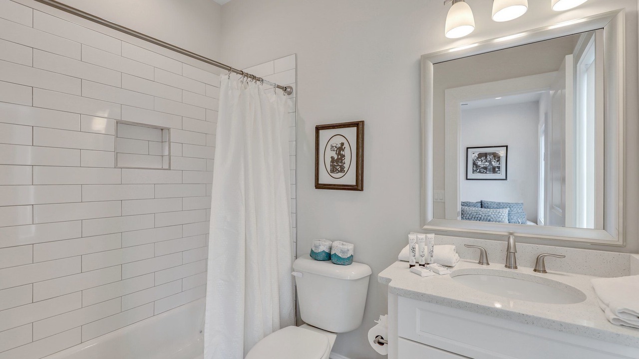 Photo of Bathroom in Hitch Village - Fred Wessels Homes